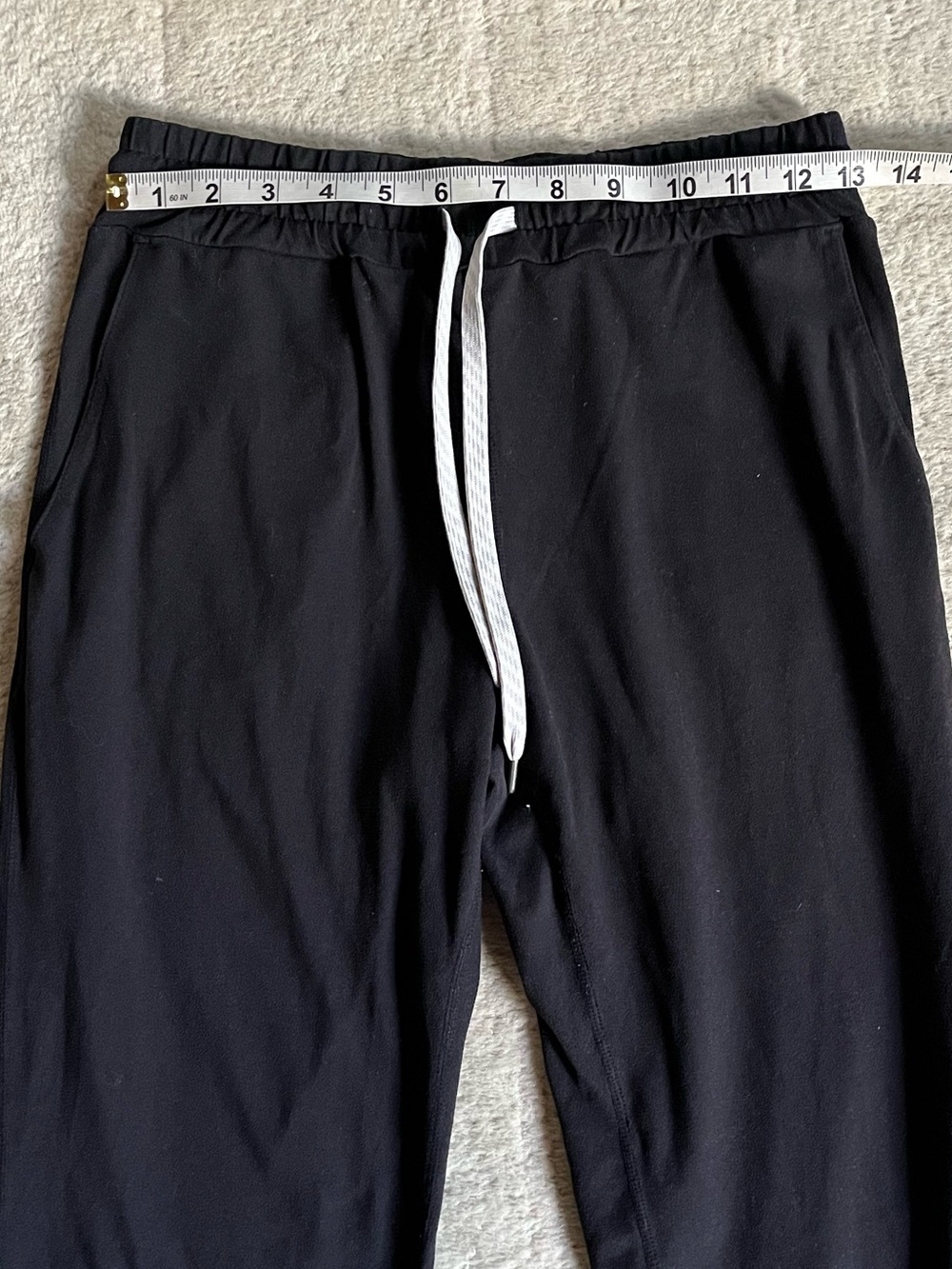Vuori Performance Joggers - Picture 13 of 16